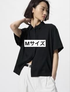 UNIQLO レーヨンブラウス ブラック Mサイズのサムネイル