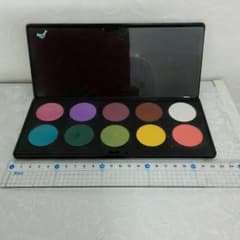 ♦たお様専用♦中古▪エステティシャン国際ライセンス受講時のカラーパレットのサムネイル