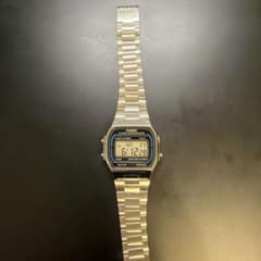 CASIO A164E デジタル腕時計　チープカシオのサムネイル