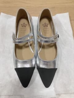 23cm（小さめ）訳あり パンプス シルバー ストラップ 未使用 本革