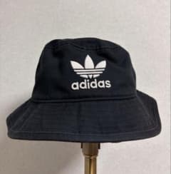 adidas originas バケットハット 黒 3/30までの限定商品！のサムネイル
