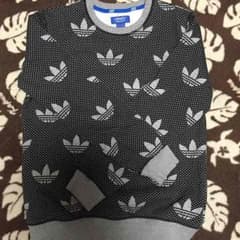 adidas originals トレーナーのサムネイル