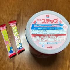 明治ステップ粉ミルク、らくらくキューブのサムネイル