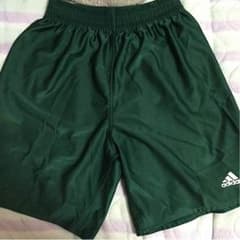 サッカー 練習着 緑パンツのサムネイル