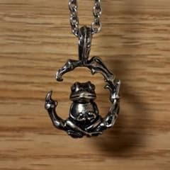 蛙 カエル ペンダントトップ ペントップ ペンヘッド シルバー