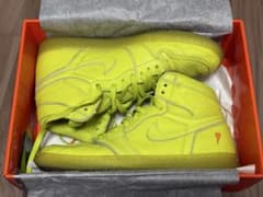 NIKE AIR JORDAN 1 RETRO HI OGのサムネイル