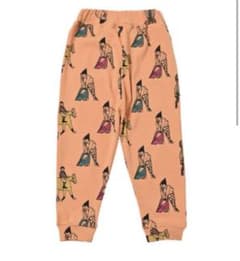 マーキーズMARKEY'S パンツボトムス新品未使用品　美品　ストレッチオレンジのサムネイル