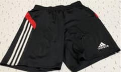 adidas アディダス ハーフパンツのサムネイル