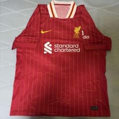 Liverpool FC 遠藤航 3 ユニフォームのサムネイル
