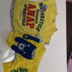 キッズの洋服のサムネイル