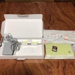 Nintendo NINTENDO DS ニンテンドー DSI LIME GR…のサムネイル
