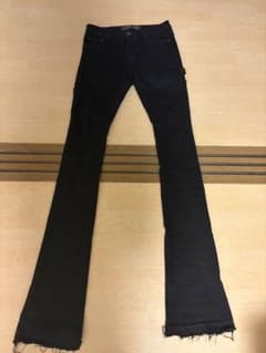 VALABASAS ブラック スキニーパンツ グアピ ミニマル VALABASAS ブラック スキニーパンツ グアピ ミニマル - メルカリ