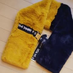 HEURUEH ファー マフラーのサムネイル