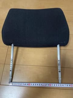 レカロ　純正　ヘッドレストのサムネイル