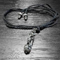 【あんしん鑑定付き】クロムハーツ ローラーペンダント wレザーブレード m85962745991_1.jpg?1710746823