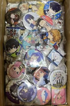アニメグッズ ノンジャンル まとめ売り 缶バッジ他 - メルカリ