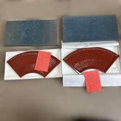 新品2枚セット讃岐 漆 後藤塗 菓子器 料理盆 扇面 漆器 漆器 扇形盆 箱付き 新品未使用 讃岐 漆 後藤塗 菓子器 料理盆 扇面 漆器 漆器 扇形盆 箱