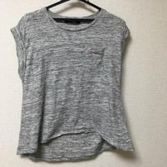 シンプルTシャツのサムネイル