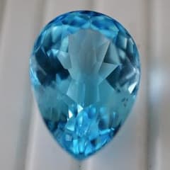 超大粒　ブルートパーズ　ルース　41.65ct　約24.7×17.9×12.5㎜のサムネイル