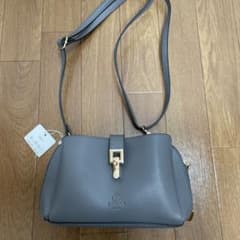 新品タグ付】D.KELLY お財布ショルダーバッグ グレー DK-SEN-11