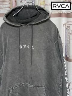 RVCA   ルーカ　パーカー　センターロゴ刺繍入りのサムネイル