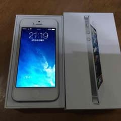 iPhone5 32GB auのサムネイル