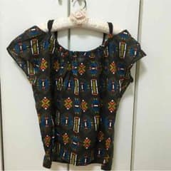 まめ様専用☆トゥモローランドブラウス☆のサムネイル