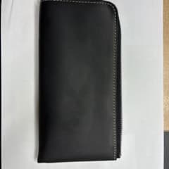ブラックレザー ジッパー長財布のサムネイル