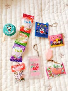 ガチャガチャ 駄菓子系のサムネイル