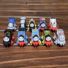 ミニミニトーマス10台セット - メルカリ