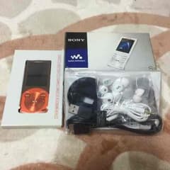 新品未使用☆ SONY WALKMAN NW-S645(オレンジ)のサムネイル