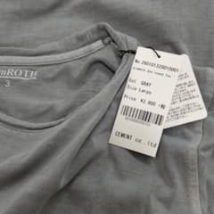 【未着用】グレー　Tシャツのサムネイル