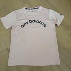 New Balance Tシャツ ピンク Sサイズのサムネイル