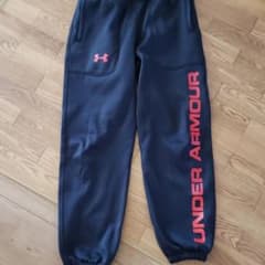 アンダーアーマーズボンのサムネイル