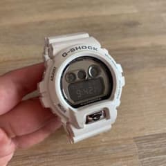 G-SHOCK 腕時計　ホワイトのサムネイル