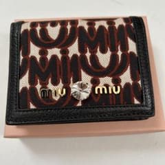 miumiu 二つ折り財布 ジャガード エムエムパリス ブラック ビジュー m86010898730_1.jpg?1756013745