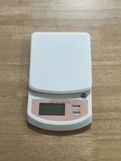 デジタルキッチンスケール　ニトリ　説明書・新品電池付きのサムネイル