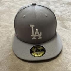 NEW ERA 59FIFTY LA キャップ グレー 7 1/8希少サイズのサムネイル