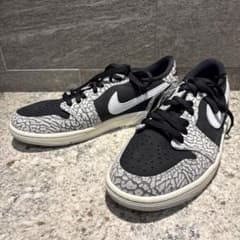 AIR JORDAN 1 RETRO LOW OG black Cementのサムネイル