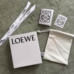LOEWE ロエベ ギフトボックス 巾着 リボン セットのサムネイル