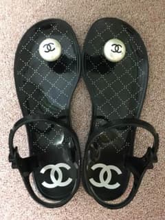 CHANEL サンダルのサムネイル