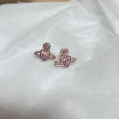 Vivienne Westwood ARIELLAハートオーブピアス ピンクのサムネイル