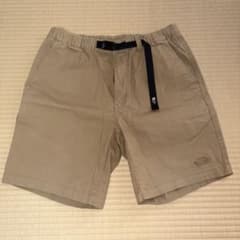 THE NORTH FACE ショートパンツ XL ベージュのサムネイル