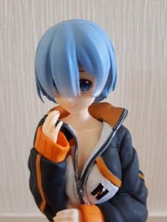 リゼロ　レム　スバルくんジャージフィギュアのサムネイル