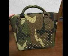 スタッズ バックのサムネイル