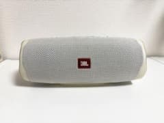 【ほぼ新品/美品】 JBL Charge 4 IPX7防水/ ホワイトのサムネイル