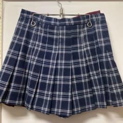 ショートスカートのサムネイル