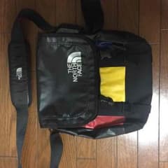 THE NORTH FACEメッセンジャーバッグのサムネイル
