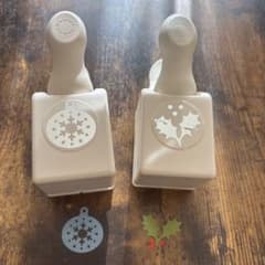 クラフトパンチ 雪の結晶とヒイラギ 2個セットのサムネイル
