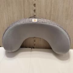 Ergobaby 授乳クッション ナチュラルカーブのサムネイル
